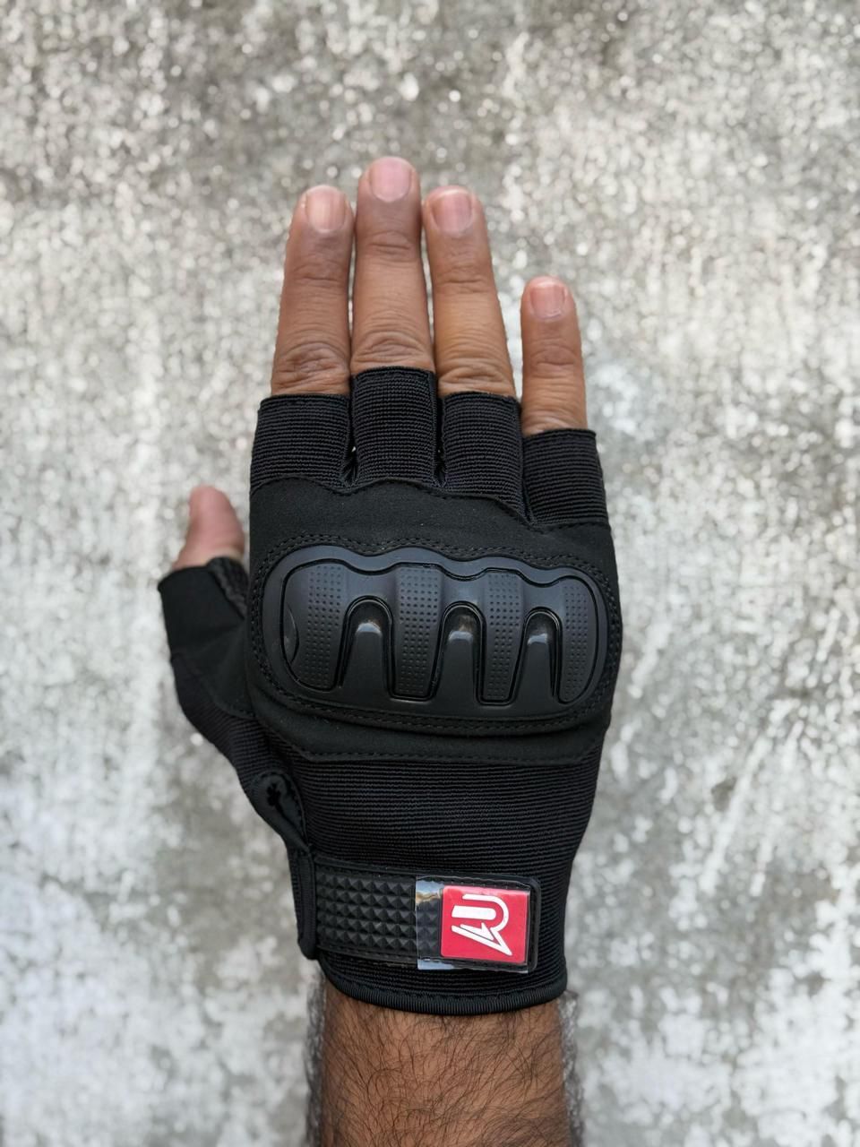 REVERTECH AURA - Siyah / Yarım Parmak - Kaymaz Avuç İçi Özellikli Erkek Motosiklet Eldiveni