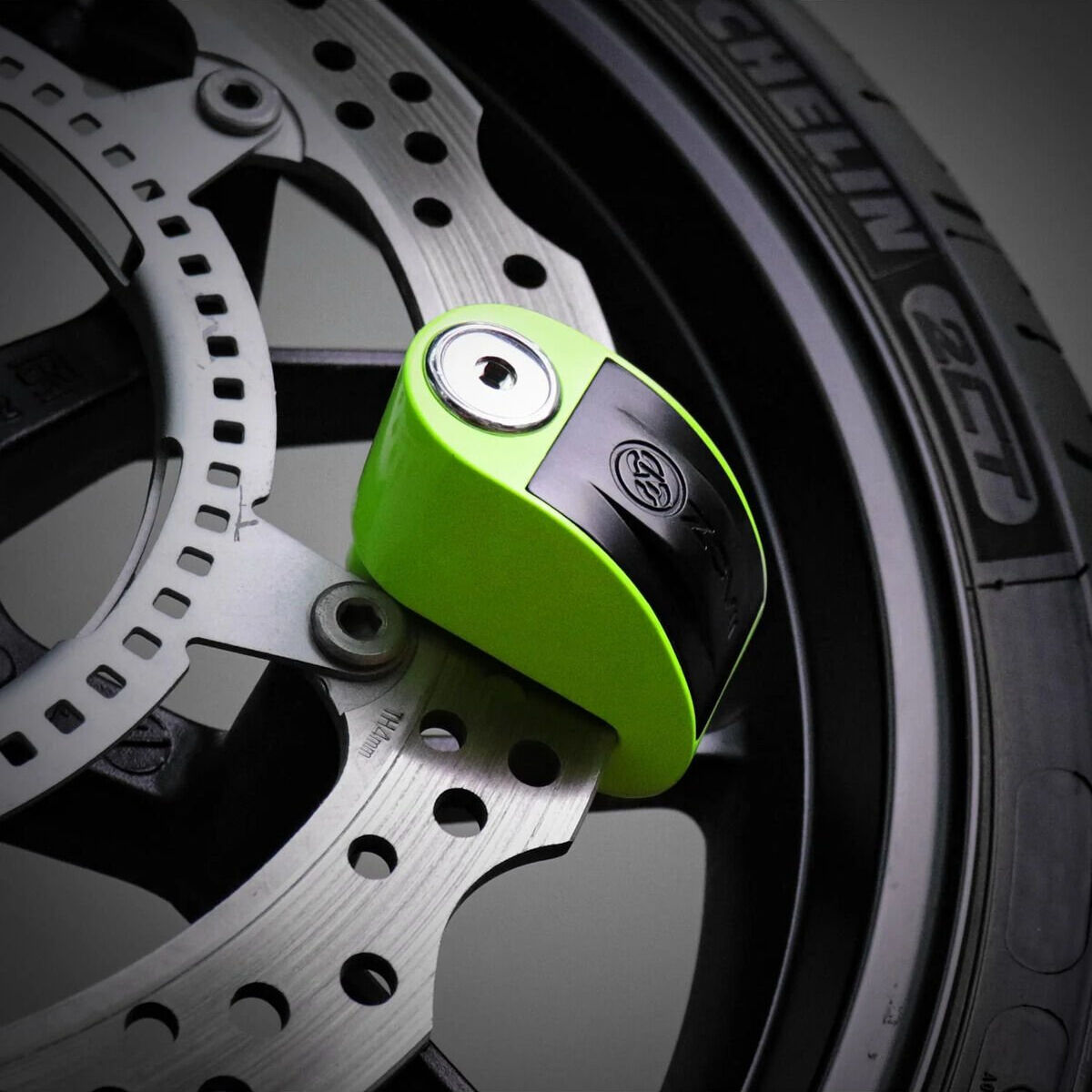 ZT6 | Yeşil 120 dB Alarmlı Motosiklet Disk Kilidi – IP67, Su Geçirmez, Çelik Güvenlik Kilidi
